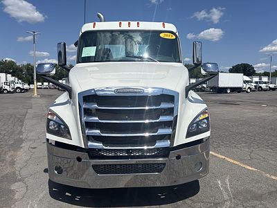 2019 Freightliner NEW CASCADIA PX12664