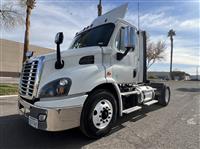 2017 Freightliner CASCADIA 113