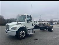 2020 Freightliner M2 106
