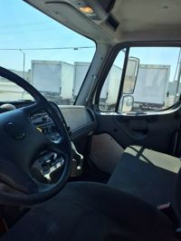 2021 Freightliner M2 106