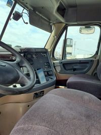 2020 Freightliner CASCADIA 125