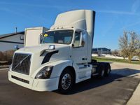 2017 Volvo VNL64T