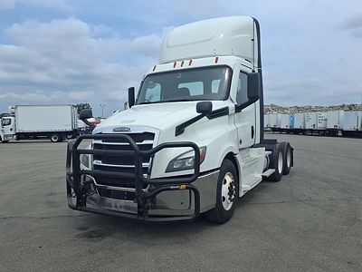 2021 Freightliner NEW CASCADIA PX12664