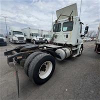 2017 Freightliner CASCADIA 113