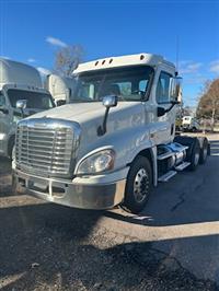 2017 Freightliner CASCADIA 125