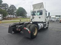 2016 Freightliner CASCADIA 113