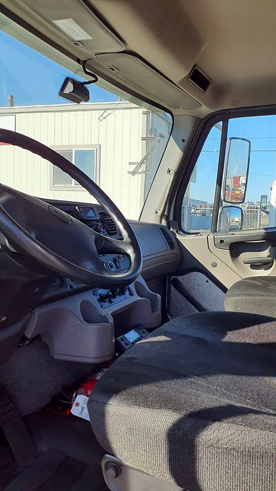 2019 Freightliner M2 106