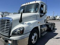 2020 Freightliner CASCADIA 125