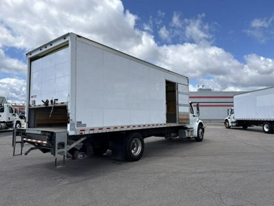 2020 Freightliner M2 106