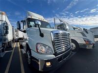 2016 Freightliner CASCADIA 125