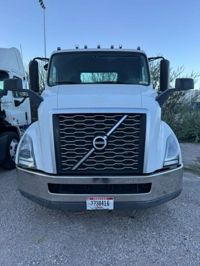 2019 Volvo VNL64T-300