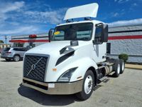 2019 Volvo VNL64T-300