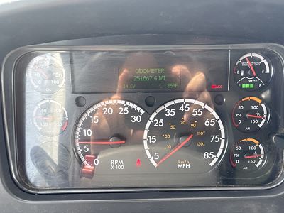 2020 Freightliner M2 106