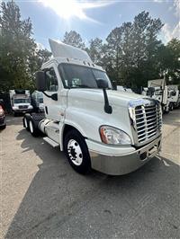 2020 Freightliner CASCADIA 125