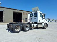 2019 Freightliner NEW CASCADIA PX12664