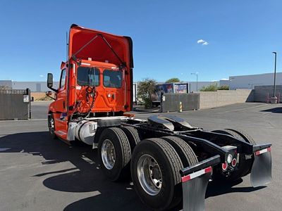 2020 Freightliner NEW CASCADIA PX12664