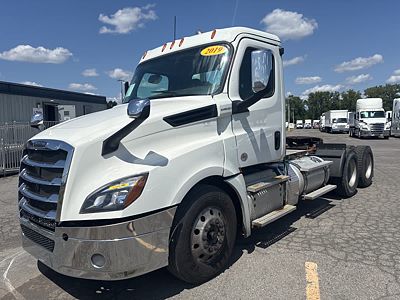 2019 Freightliner NEW CASCADIA PX12664