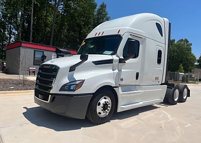 2021 Freightliner NEW CASCADIA PX12664