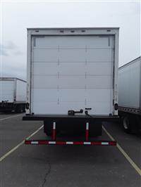 2018 Freightliner M2 106