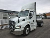 2019 Freightliner CASCADIA 113
