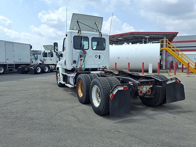 2019 Freightliner CASCADIA 125