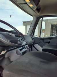 2022 Freightliner M2 106