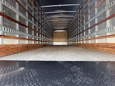 2017 Freightliner M2 106