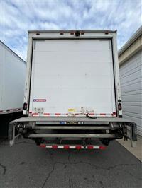 2018 Freightliner M2 106