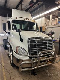 2018 Freightliner CASCADIA 125