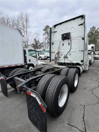 2020 Freightliner CASCADIA 125