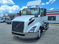 2019 Volvo VNL64T-300