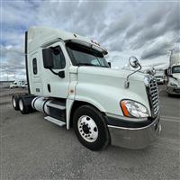 2018 Freightliner CASCADIA 125