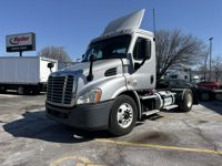 2019 Freightliner CASCADIA 113