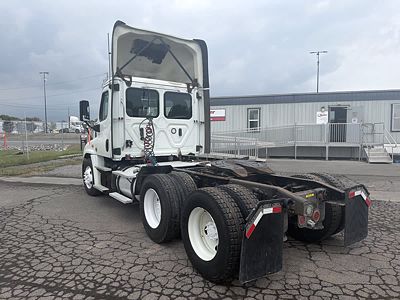 2019 Freightliner CASCADIA 125