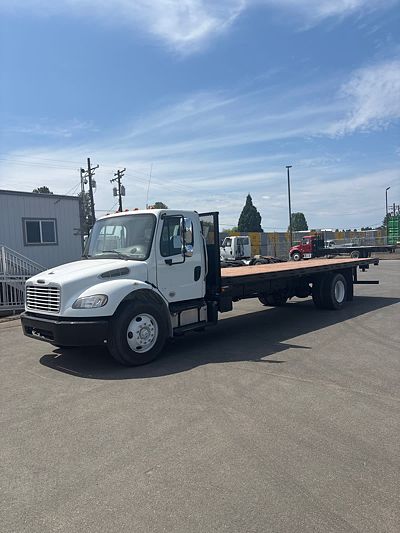 2017 Freightliner M2 106