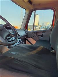 2016 Freightliner M2 106