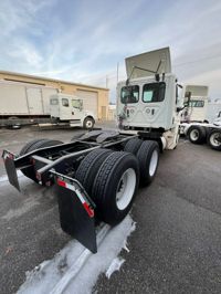 2020 Freightliner CASCADIA 125