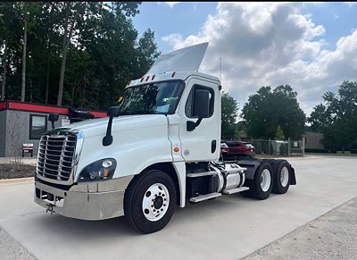 2019 Freightliner CASCADIA 125