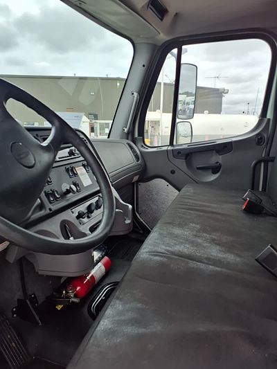 2020 Freightliner M2 106