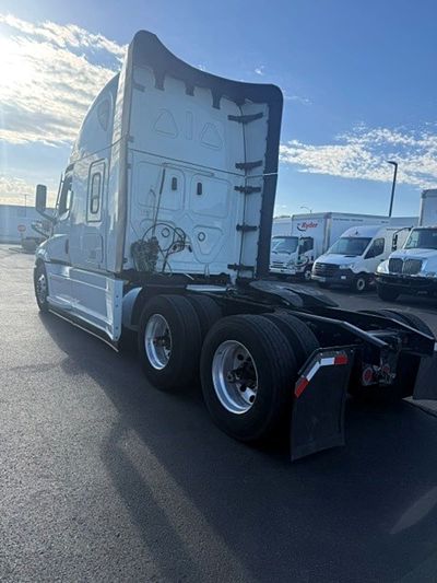 2024 Freightliner NEW CASCADIA PX12664