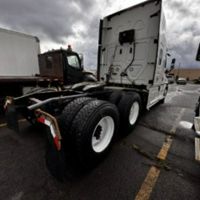 2020 Freightliner CASCADIA 125