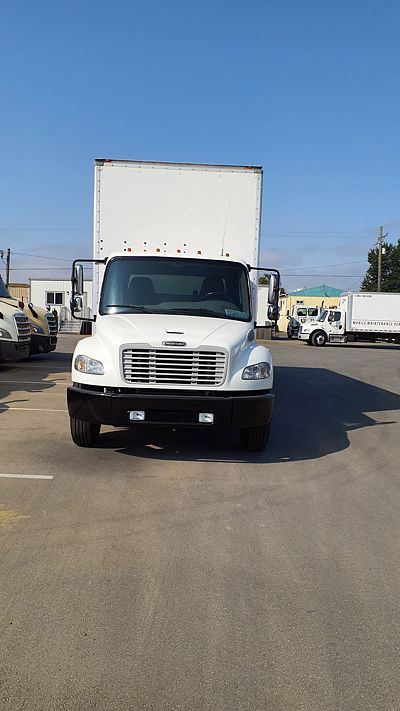 2019 Freightliner M2 106