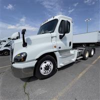 2016 Freightliner CASCADIA 125