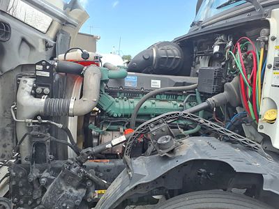 2016 Volvo VNL42T