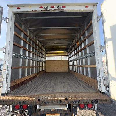 2019 Isuzu NPR HD