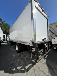 2018 Freightliner M2