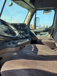 2020 Freightliner CASCADIA 125
