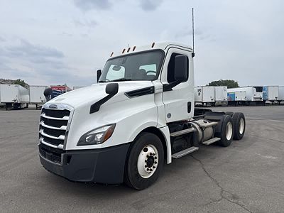 2018 Freightliner NEW CASCADIA PX12664