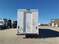 2017 Freightliner MT55