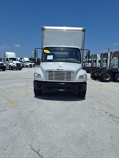 2020 Freightliner M2 106